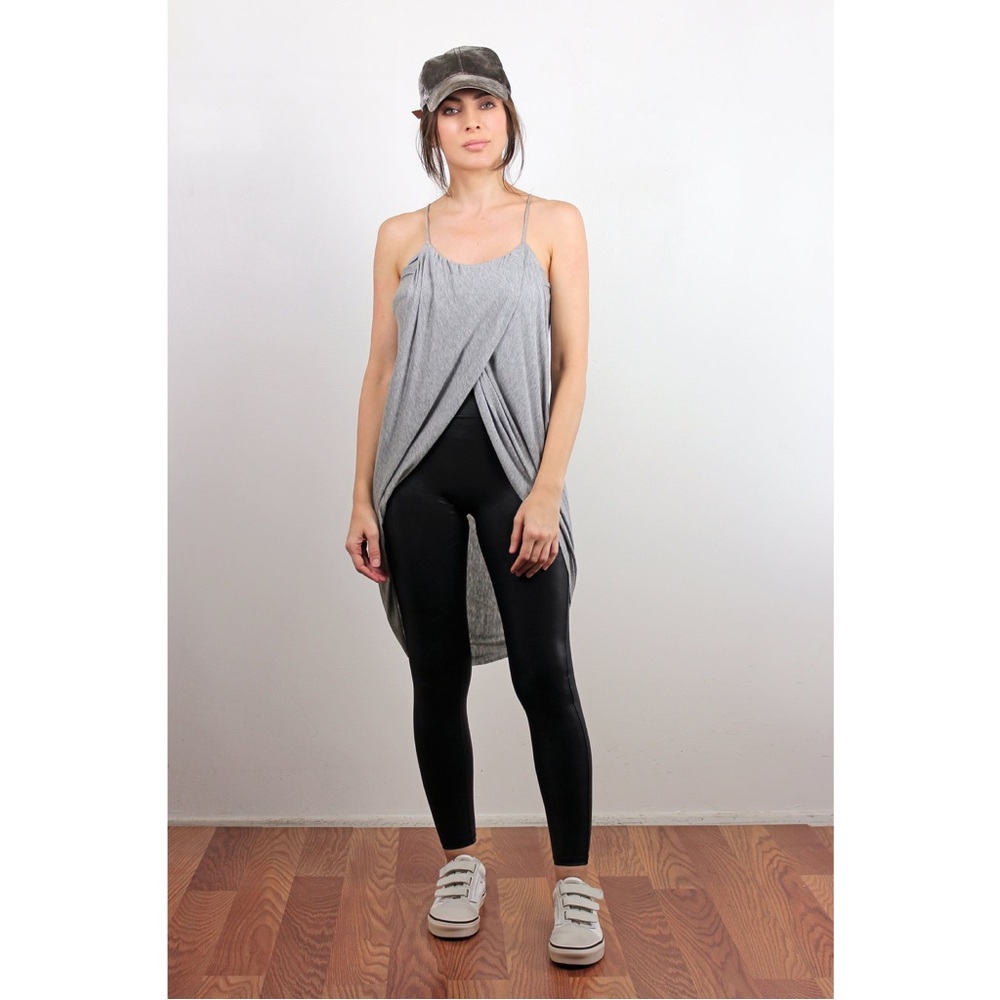 Mod Ref tulip cut tunic